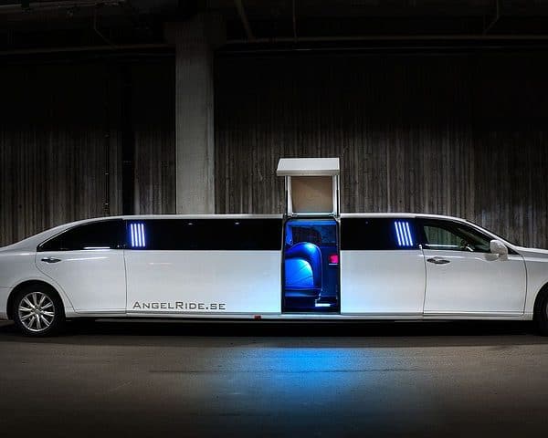 10 Questions to Ask a Limo Company